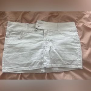 H&M low rise mini skirt